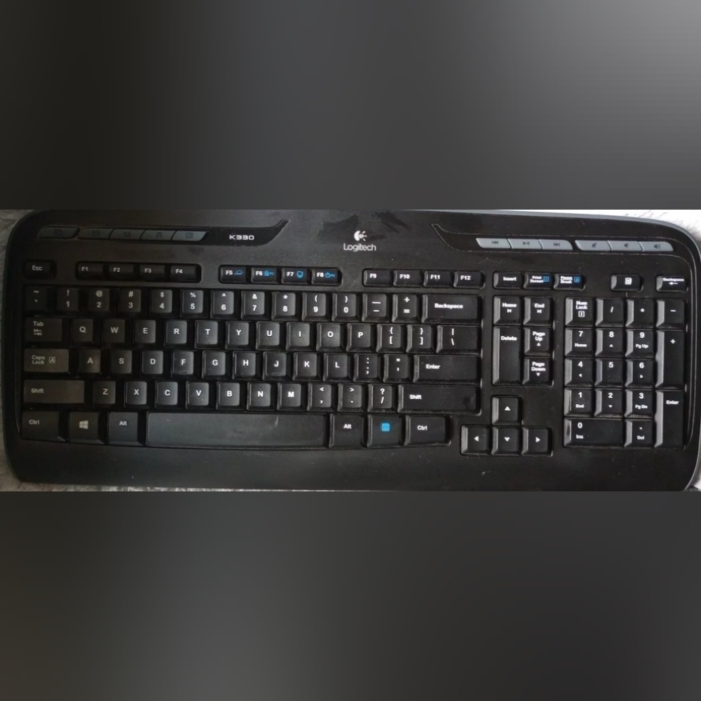 Logitech K330 Wireless Keyboard